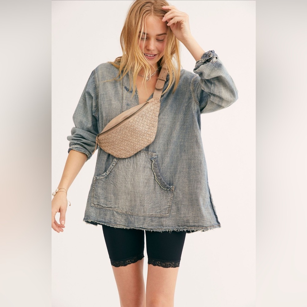 ❌SOLD❌💫RESERVED💫Magnolia Pearl Denim Baja Poncho (posted price accepted)☄️ - Picture 3 of 9